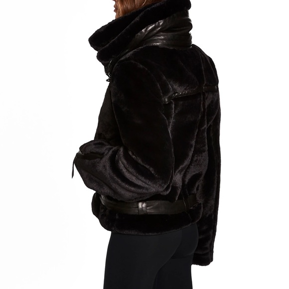 Nwt Sam Faux Fur Penelope Jacket 
